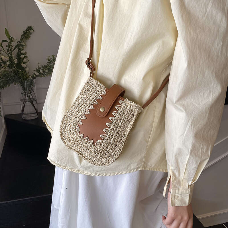 Straw Woven for Women 2025 New Summer Fashion Niche Beach Crossbody Stylish Ladies Shoulder Phone Bag
