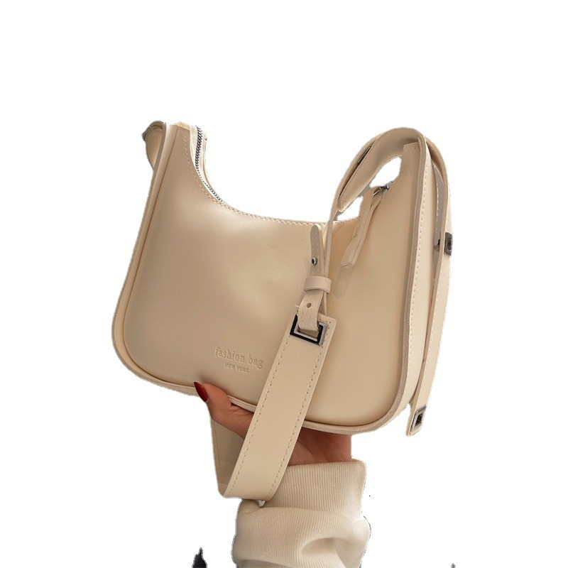 designer Niche Design Crossbody Bag 2025 New High-end Fashion Women's Bag Versatile Texture Casual Shoulder Underarm Bag Trend