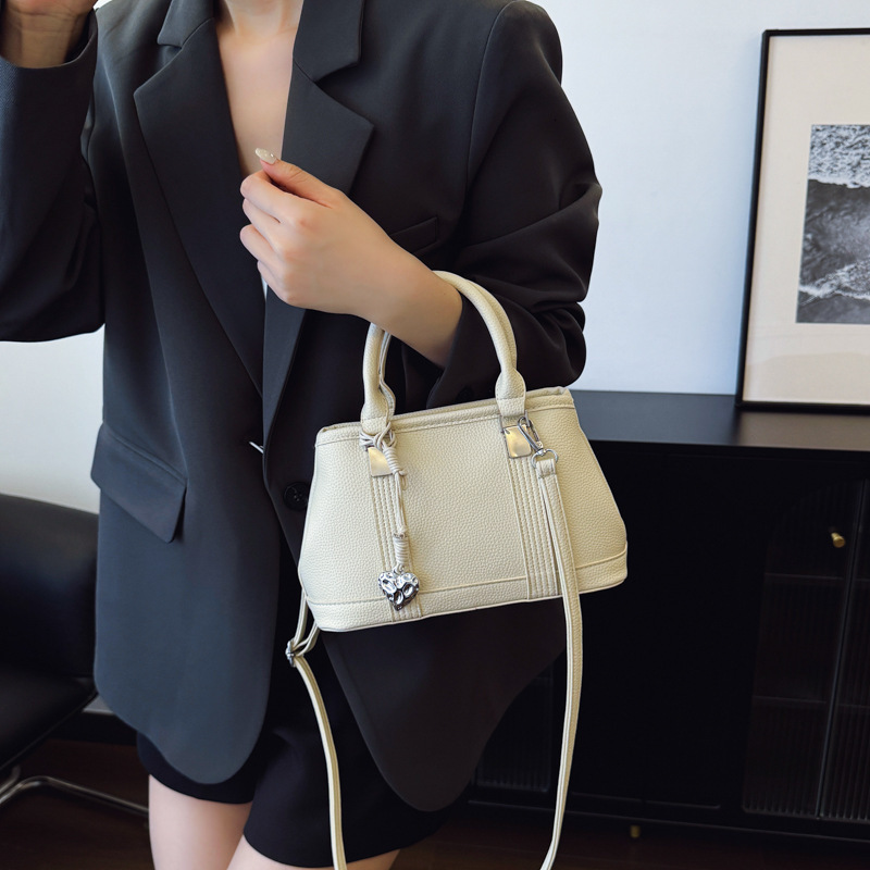 designer Versatile Handheld Bucket Bag for Women 2025 New Fashion Commuter Tote Bag Casual Textured Shoulder Crossbod