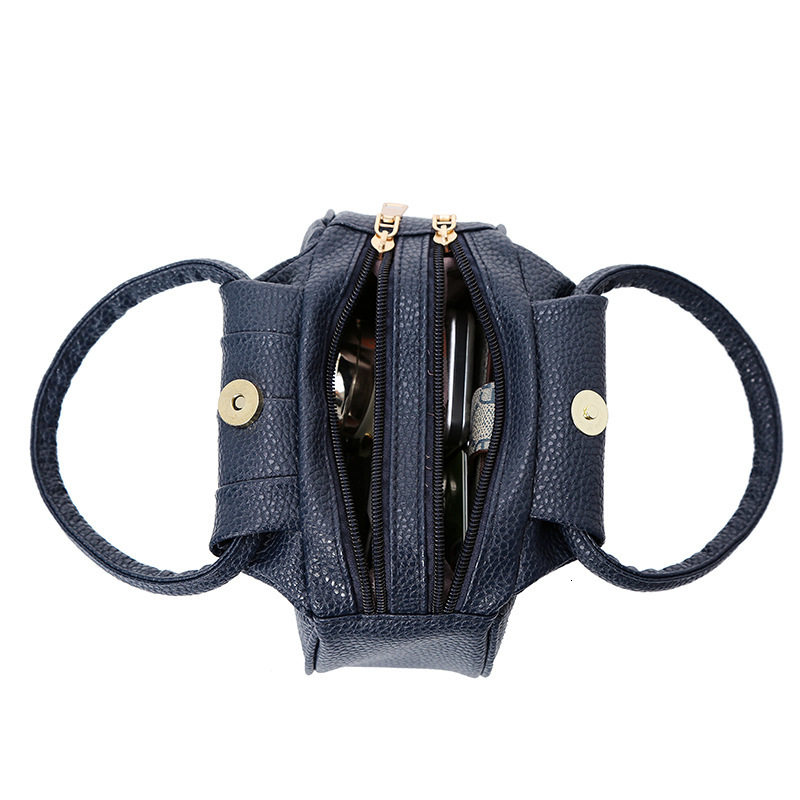 New Style Free Delivery Designer Bag Handheld Small Round Bag New Small Bag Women's Fashion Handheld Bag Outdoor Coin Purse Phone Bag New Free De