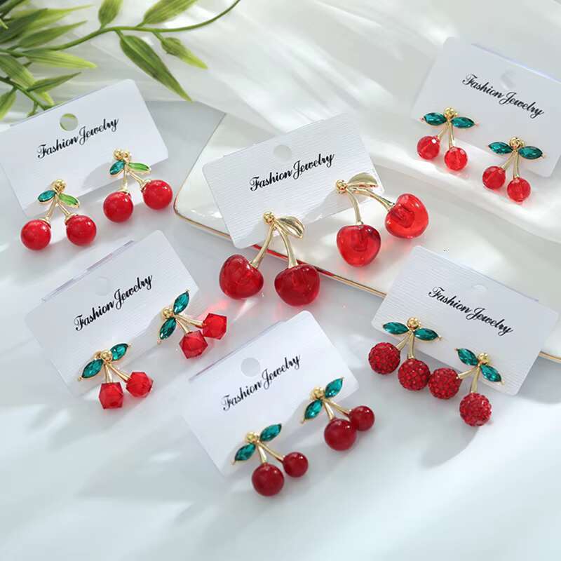 Hot Selling Cute Sweet Fashion Jewelry Fruit Dangle Drop Earrings 3D Acrylic Red Cherry Earrings for Women Parties Gifts