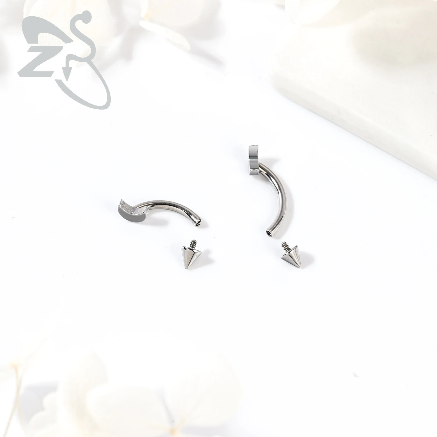 ZS 1PC 16G Heart Moon Cross Bridge Piercing Stainless Steel Eyebrow Ring Curved Barbell Cartilage Earring Cone Labret 250606