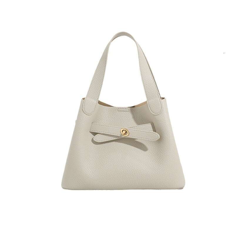 High-end Niche Fashion Bucket for Women 2024 Autumn Winter New Versatile Commuter Shoulder Crossbody Tote Bag