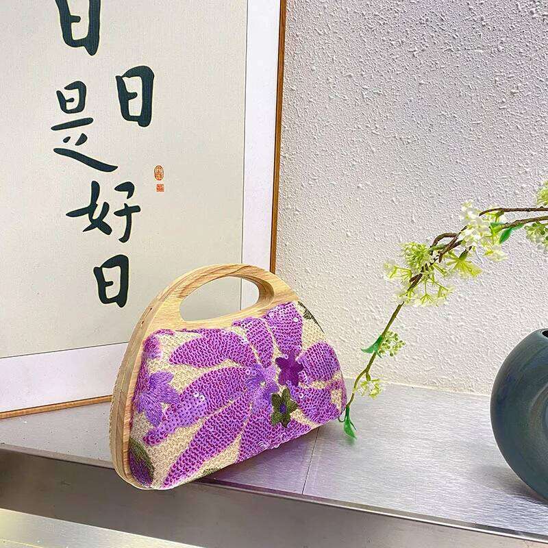 FIRMRANCH Special Wooden Sequin Embroidery Flower Handbag For Evening Party Gentle Aristocratic Temperament Bead Shell Bag