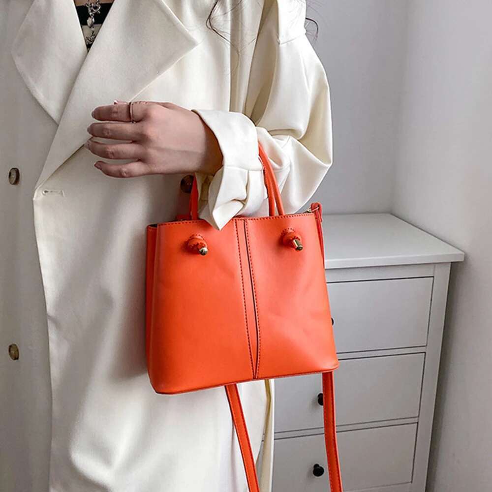 Designer Knot Handle Bucket Bags for Women Brands Purses and Handbags Commute Black Shoulder Crossbody Bag Tote Clutch