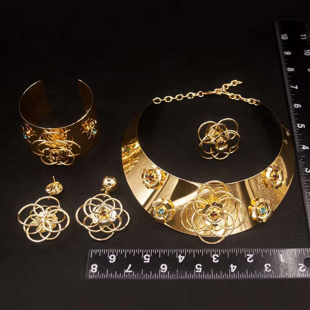 Wholesale Price Italian Gold Jewelry Set Luxury Women Large Necklace Jewelry Set Banquet Wedding Party Jewelry