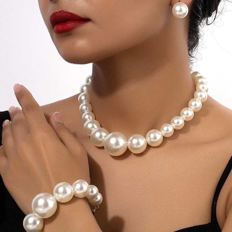 New Bride Jewelry Set Fashion Elegant Imitation Pearl Necklace Earrings Womens Wedding Party Accessories Z250607