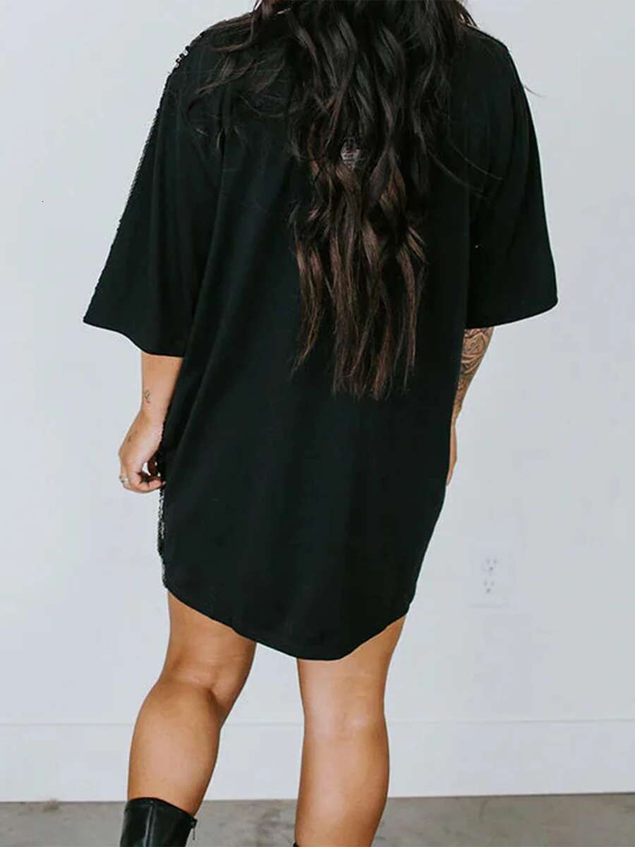 Sequin Embellished Short Sleeve Tunic Dress with Round Neckline and Oversized Fit Featuring Bold Letter Print for a