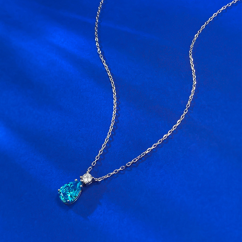 2025 Choucong New Sparkling Water Drop Pendant Luxury Jewelry Soild 1005 925 Sterling Silver Pear Aquamarine Moissanite Diamond Women Beach Clavicle N