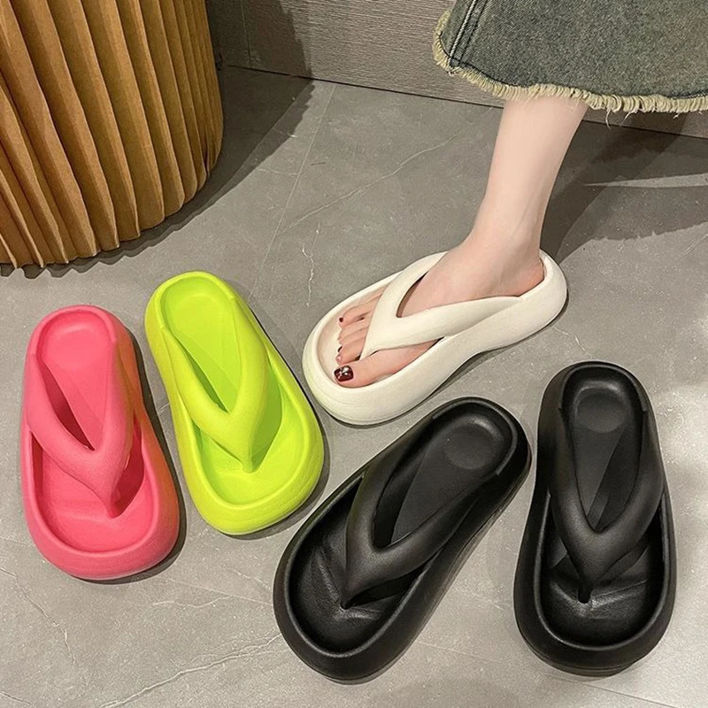 2025 Summer Fashion Platform Flip Flops Women Outdoor Thick Sole Pillow Slippers Woman Candy Color Non Slip EVA Beach Sandals 250605
