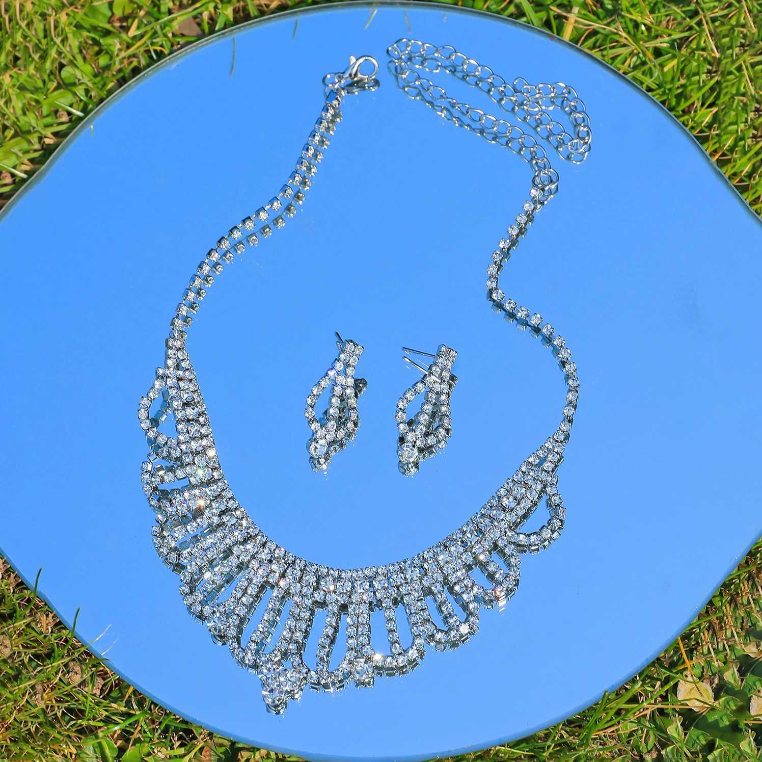 3pcs/set Womens Sparkling Rhinestone Jewelry Set 2025 New Eid Gift Wedding Jewelry Z250607