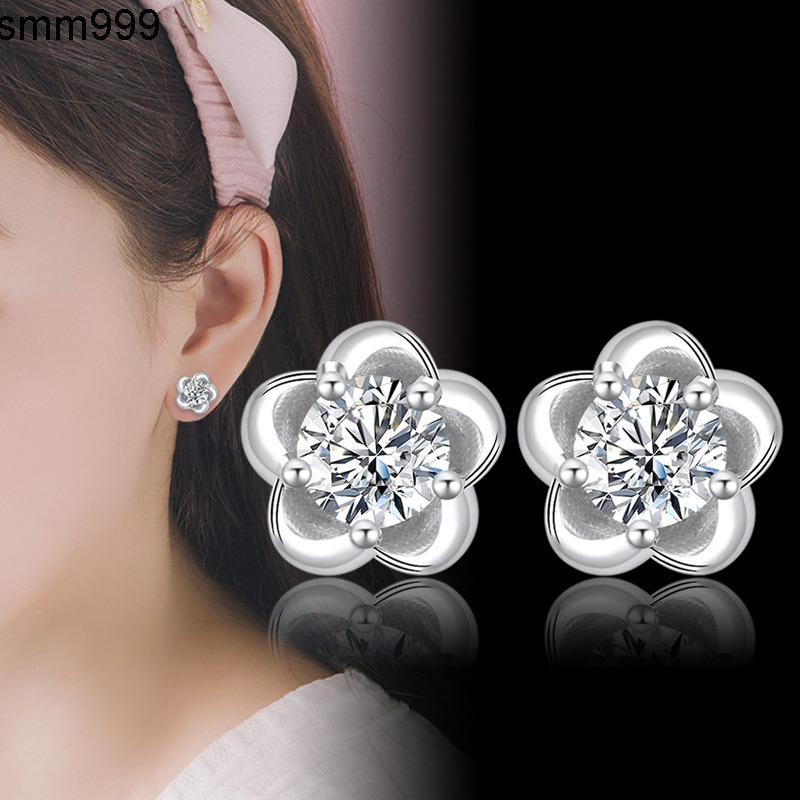 Classic Mossanite Screw Back Luxury Jewelry 925 Silver Moissanite Diamond Earrings for Women