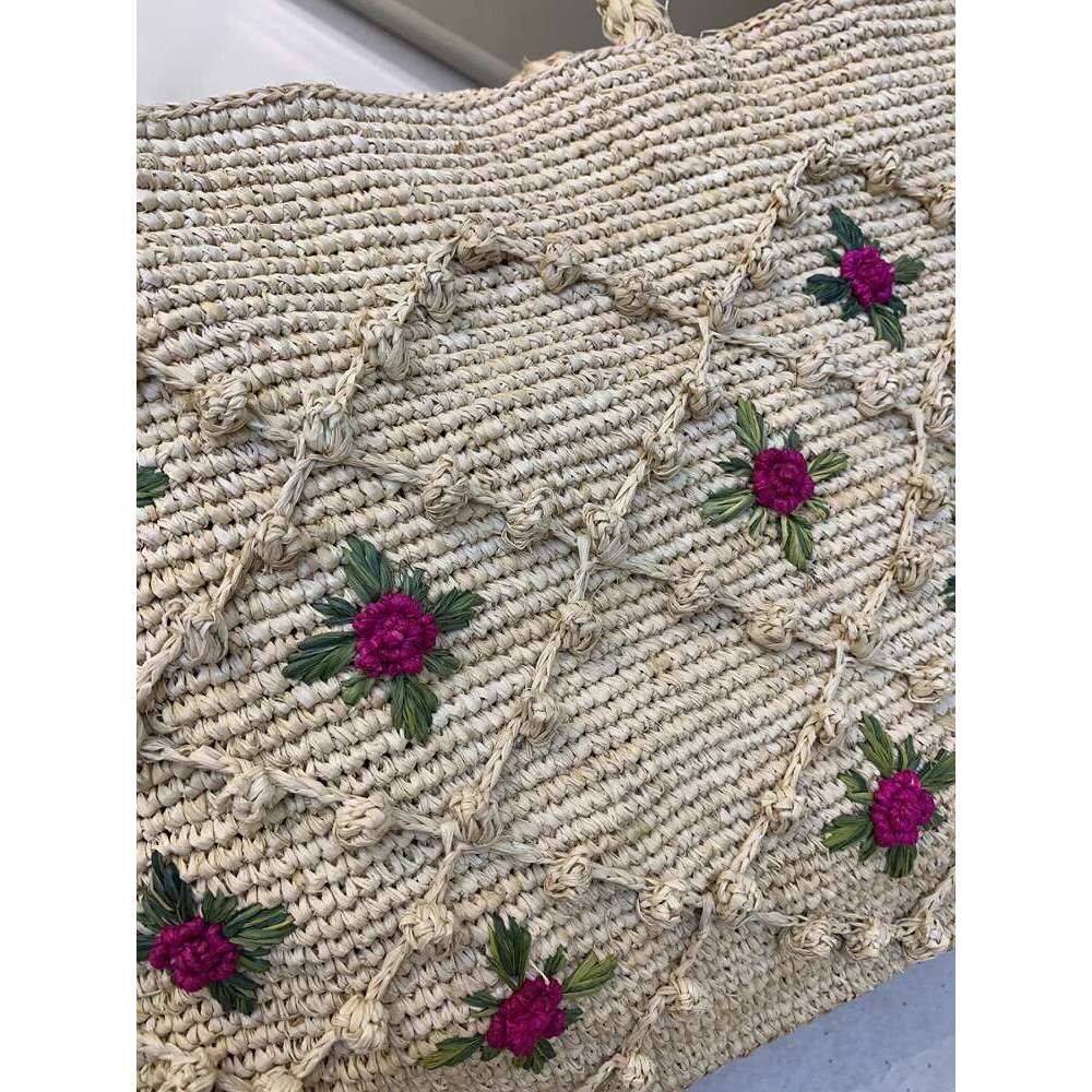French Country Style Straw Raffia Handwoven Rose Shoulder Large Capacity Tote Beach Bag