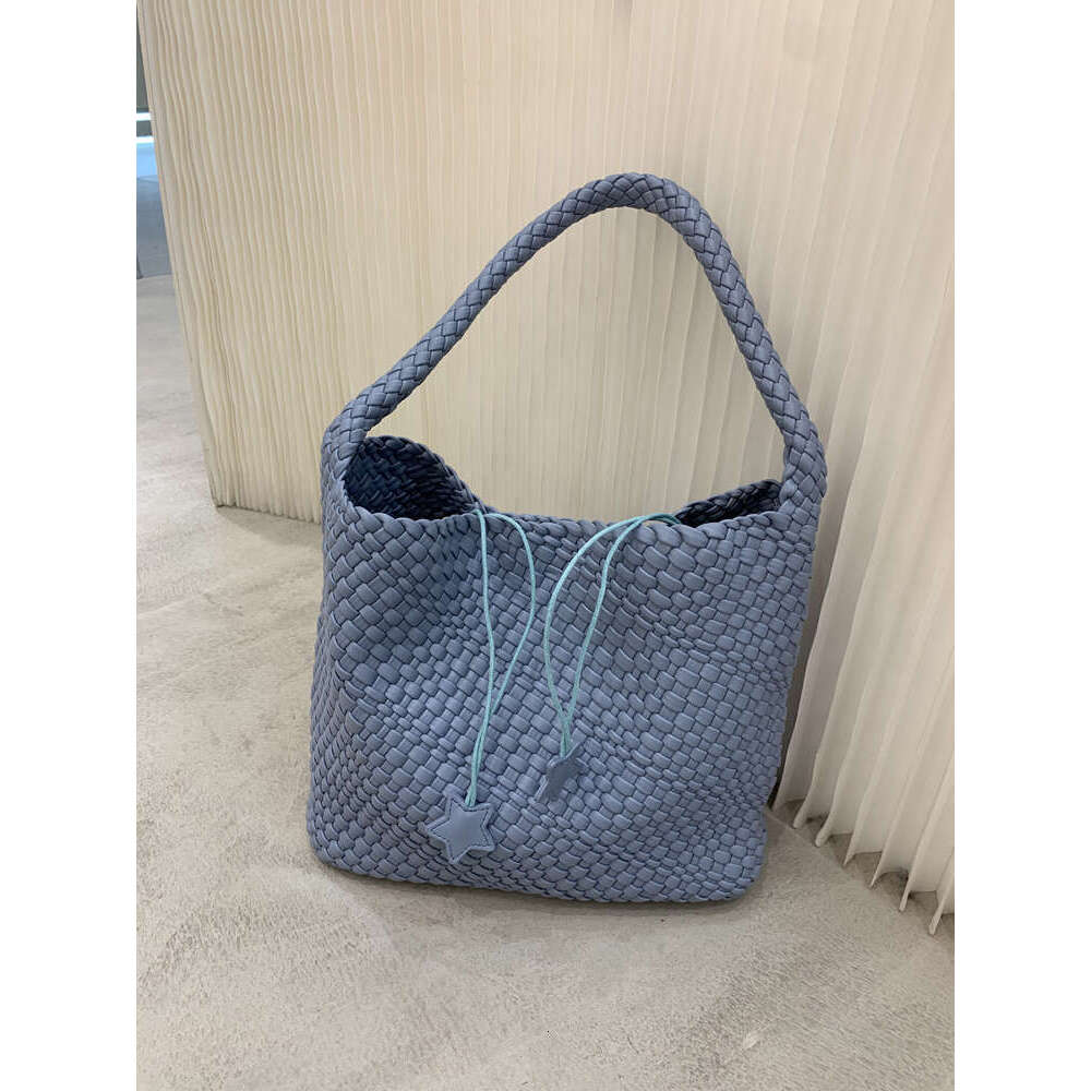 Design Spring Summer Champagne Color Woven Tote Large Capacity Commuter Handbag Shoulder Bag Women Fashion
