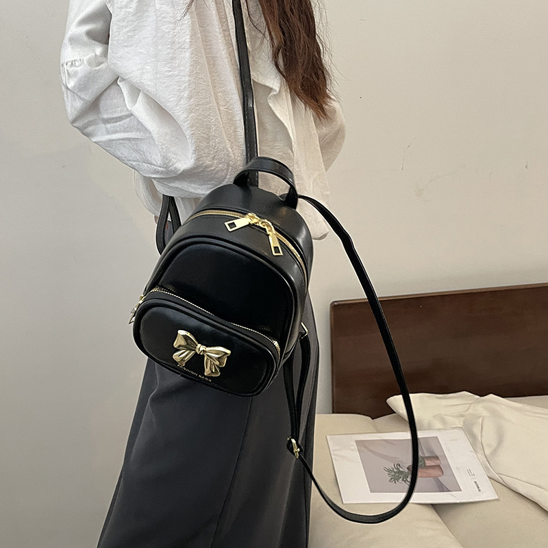 designer Korean Style Cute Fashion Mini Bag for Women 2025 New Casual Versatile Backpack Student Class Crossbody Bag