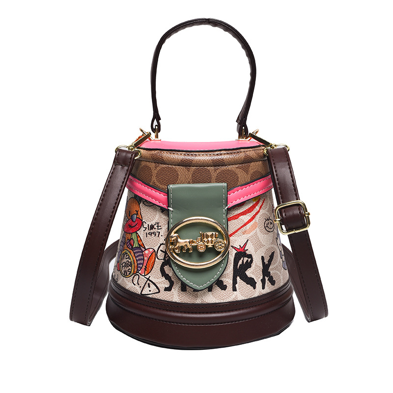 Designer Bag Luxury Bag Hot Free Shipping Shoulder Bag Designer Shoulder Shoulder For Woman Spring And Summer Daily Outfit Flap Classic Cross