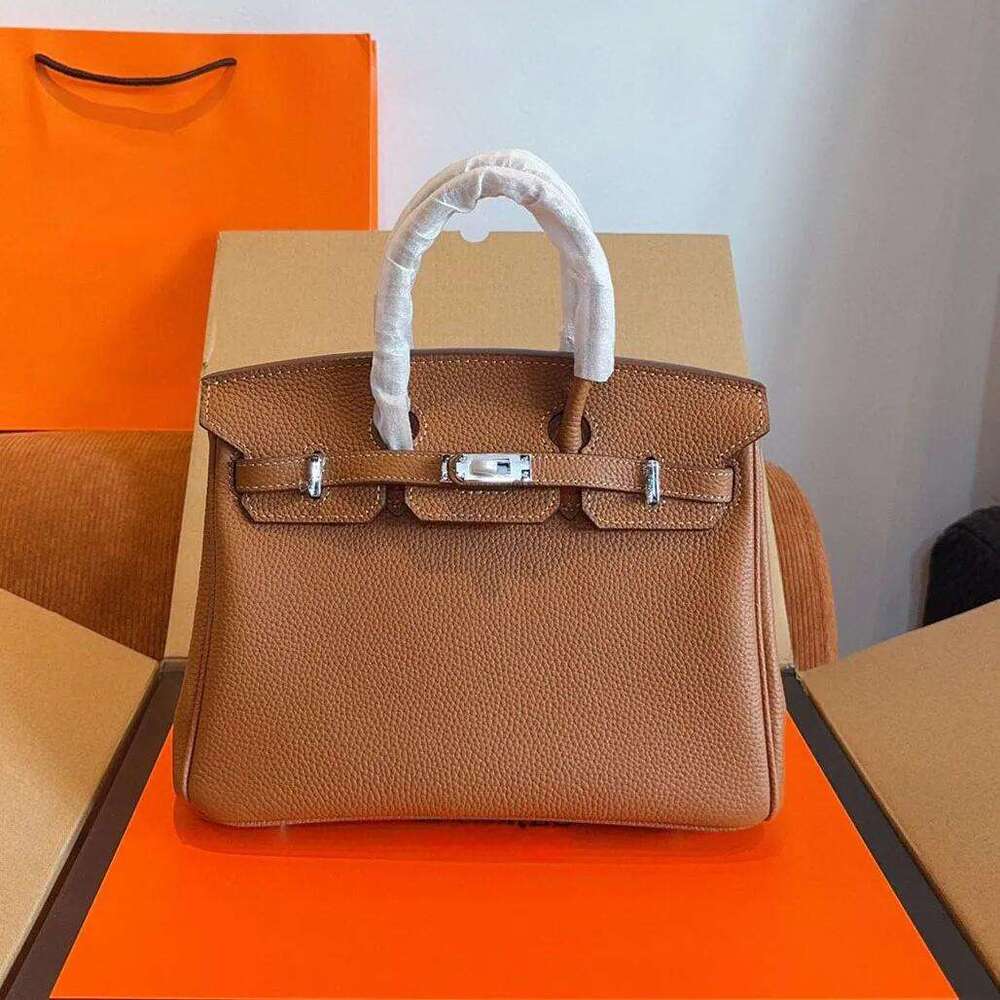 Luxury bag Designer bag Womens Brown Handbag 25cm 30cm 35cm Genuine Leather Handmade Lock Inner Zipper Pocket Fashion Shoulder Bag quality 10A