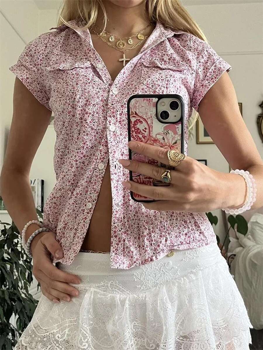 Womens Floral Print Button Down Short Sleeve Shirt with Loose Fit and Front Pocket - Stylish Summer Vacation Top for Women
