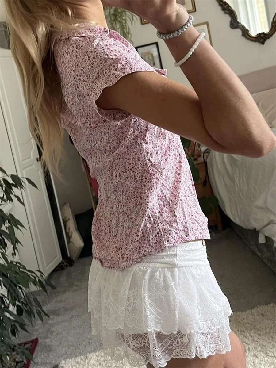 Womens Floral Print Button Down Short Sleeve Shirt with Loose Fit and Front Pocket - Stylish Summer Vacation Top for Women