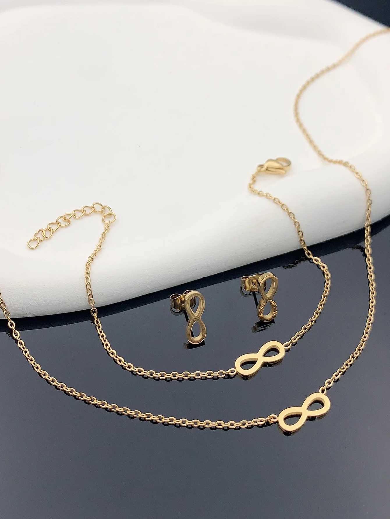 4-piece Bohemian Womens 18K gold plated stainless steel size 8 necklace Earrings Accessory set Ramadan Valentine gift Z250607