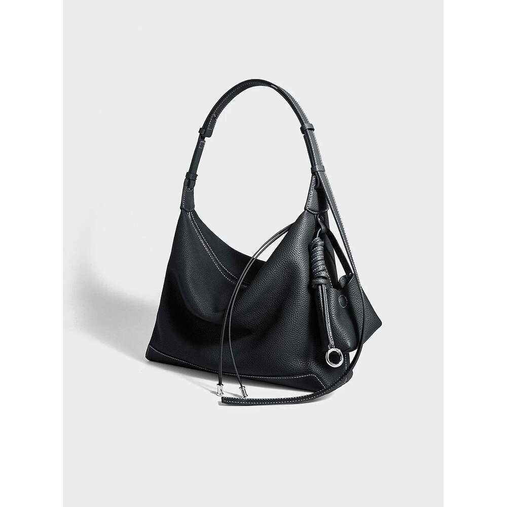 Single Shoulder Underarm New Large Capacity Tote Senior Sense Casual Fashion Women's Bag