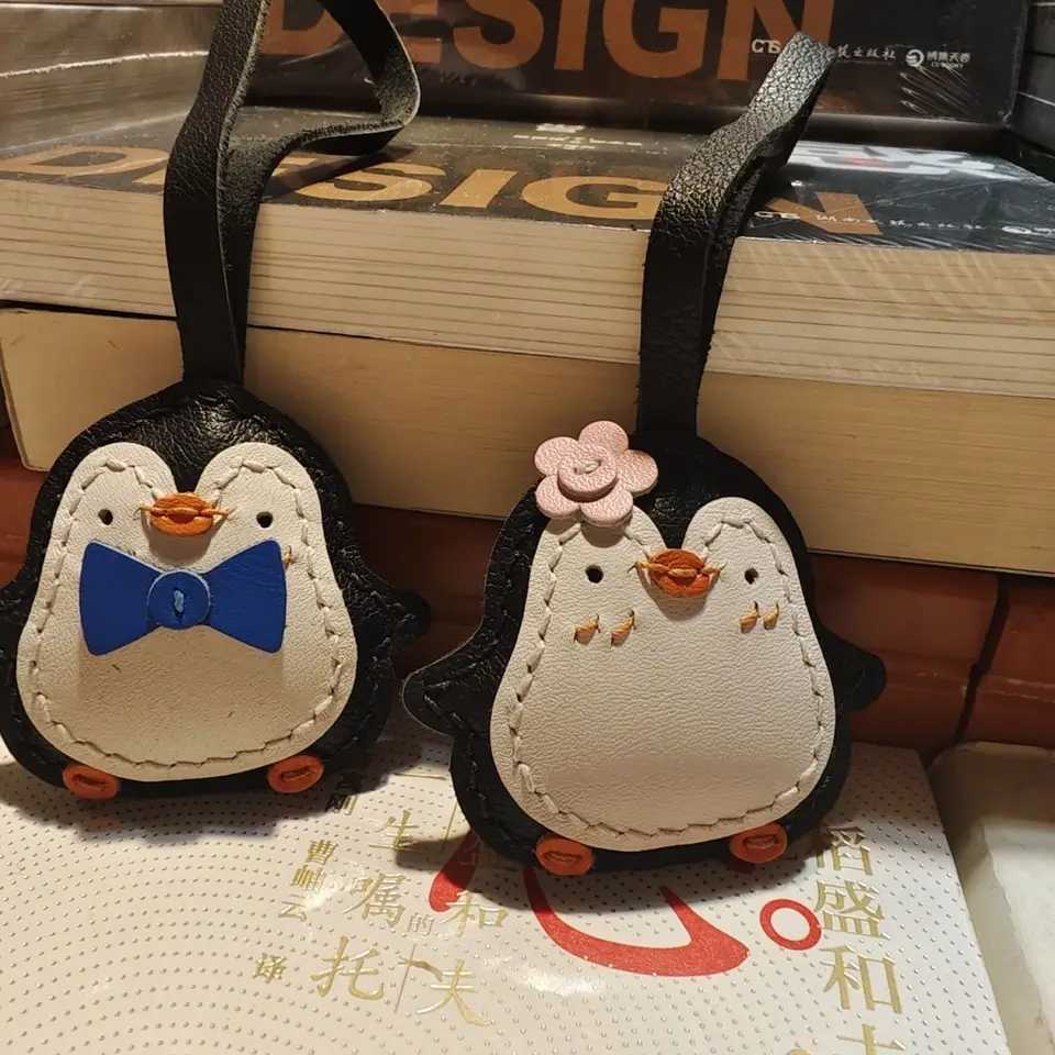 Genuine Leather Penguin Pendant High-grade Keychain Pendant Ruths Same Style Pendant Suitable For Phone Bag Accessories XJ250607