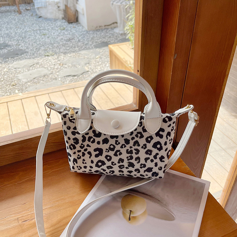 Luxury Brand Designer Bag Large Capacity Stylish Leopard Print Crossbody Bag Single Shoulder Shopping Bag Fashionable Small Floral Women's Bag Fa