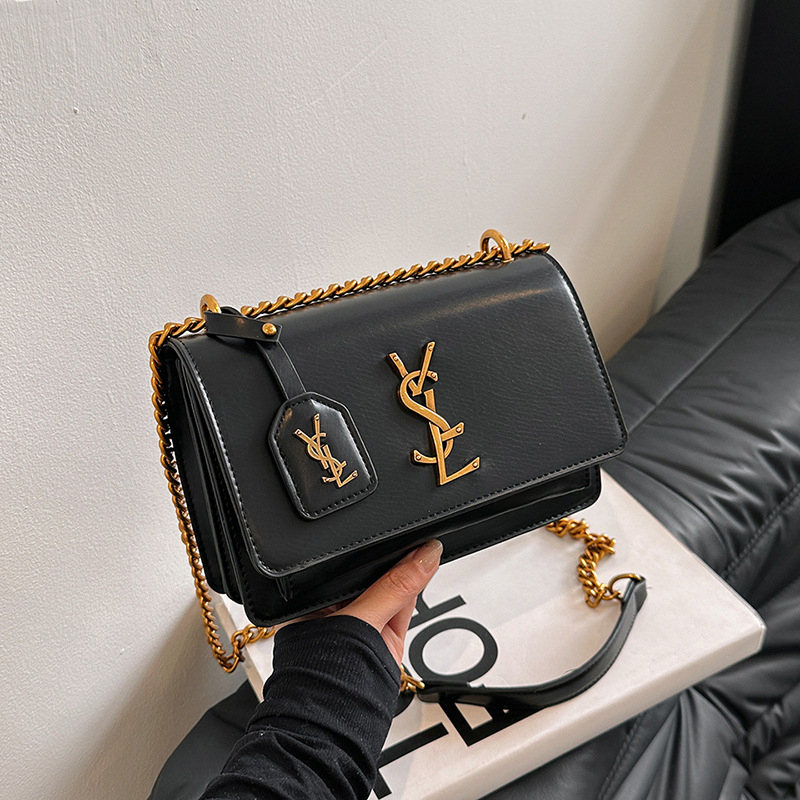 hot free shipping designer Shoulder shoulder for woman Spring and summer classic flap vintage cross bag black white