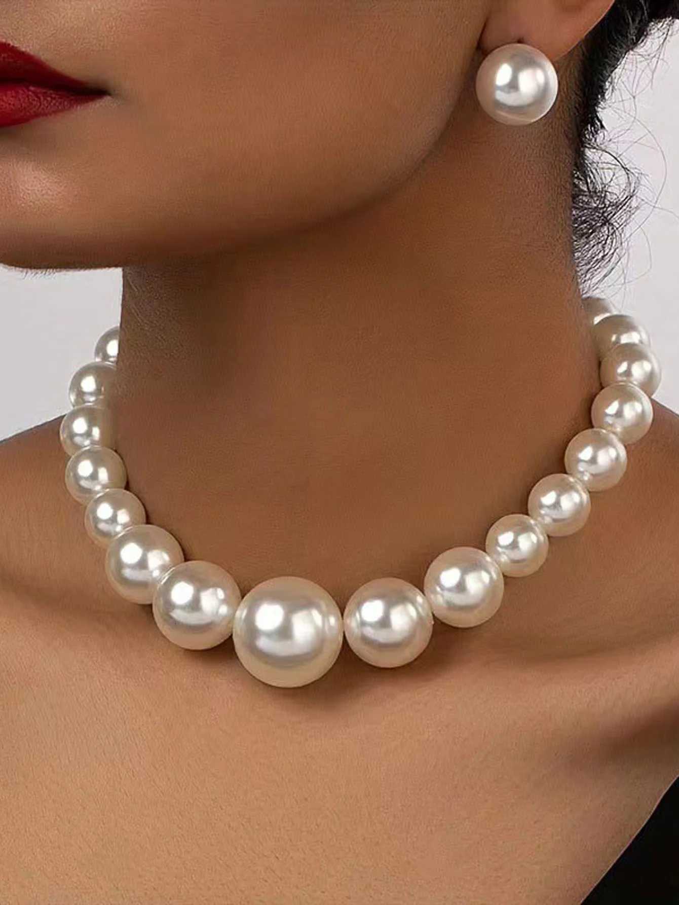 3 pieces of womens trendy large pearl earrings necklaces jewelry sets weddings banquets parties and holiday gifts Z250607