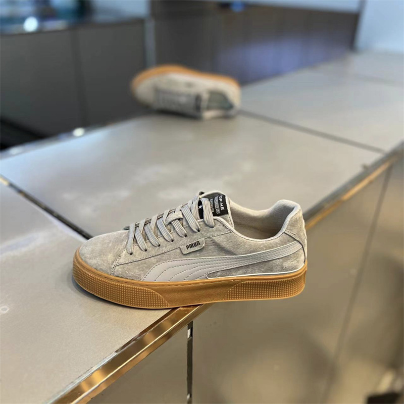 designer Men's Shoes 2025 Spring New Low-top lace-up Korean version lightweight and fashionable sneakers, sporty, casual and comfortable men'
