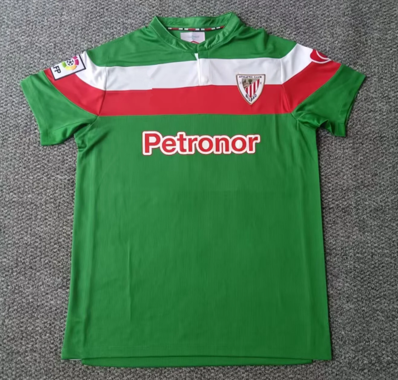 01/03 05/08 97/98 95/97 11/12Athletic Bilbao Retro T-shirt can be customized with J. GUERRERO T-shirt