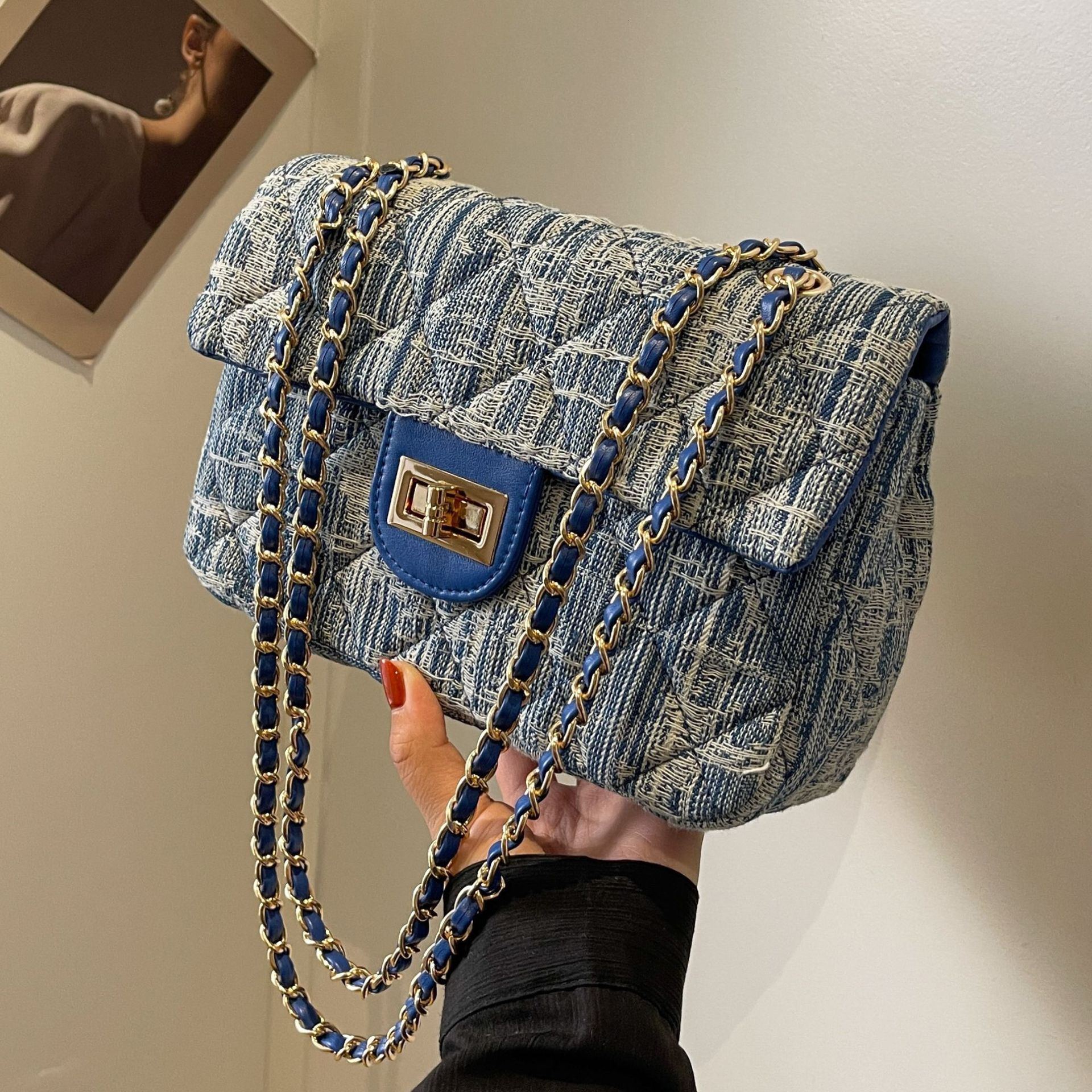 designer Quilted Chain Underarm Bag for Women 2025 New Trendy Texture Autumn Winter Denim Versatile Shoulder Crossbody Small Square Bag