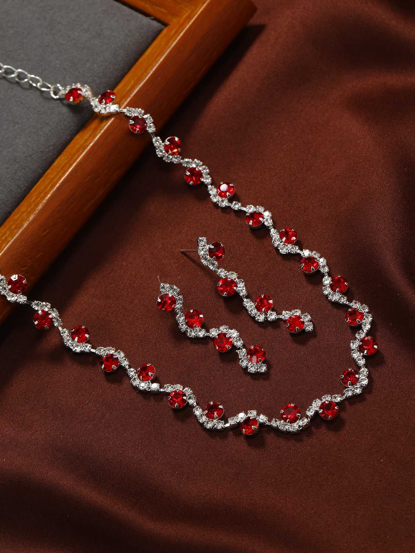 3 PCS Hot Selling Autumn and Winter Exquisite Colorful Rhinestone Necklace Earring Set Simple and Versatile Collar Chain Neckcha Z250607