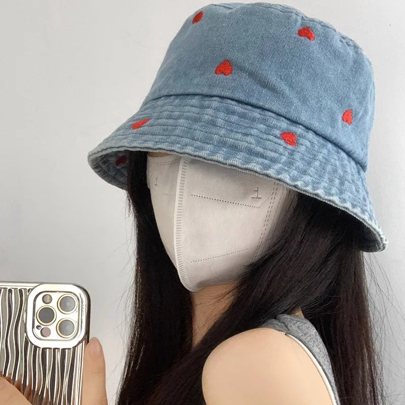 Korean Embroidered Heart Bucket Hat for Women Washed Denim Fisherman Cap Unisex Bob Caps Summer Panama Hats 250605