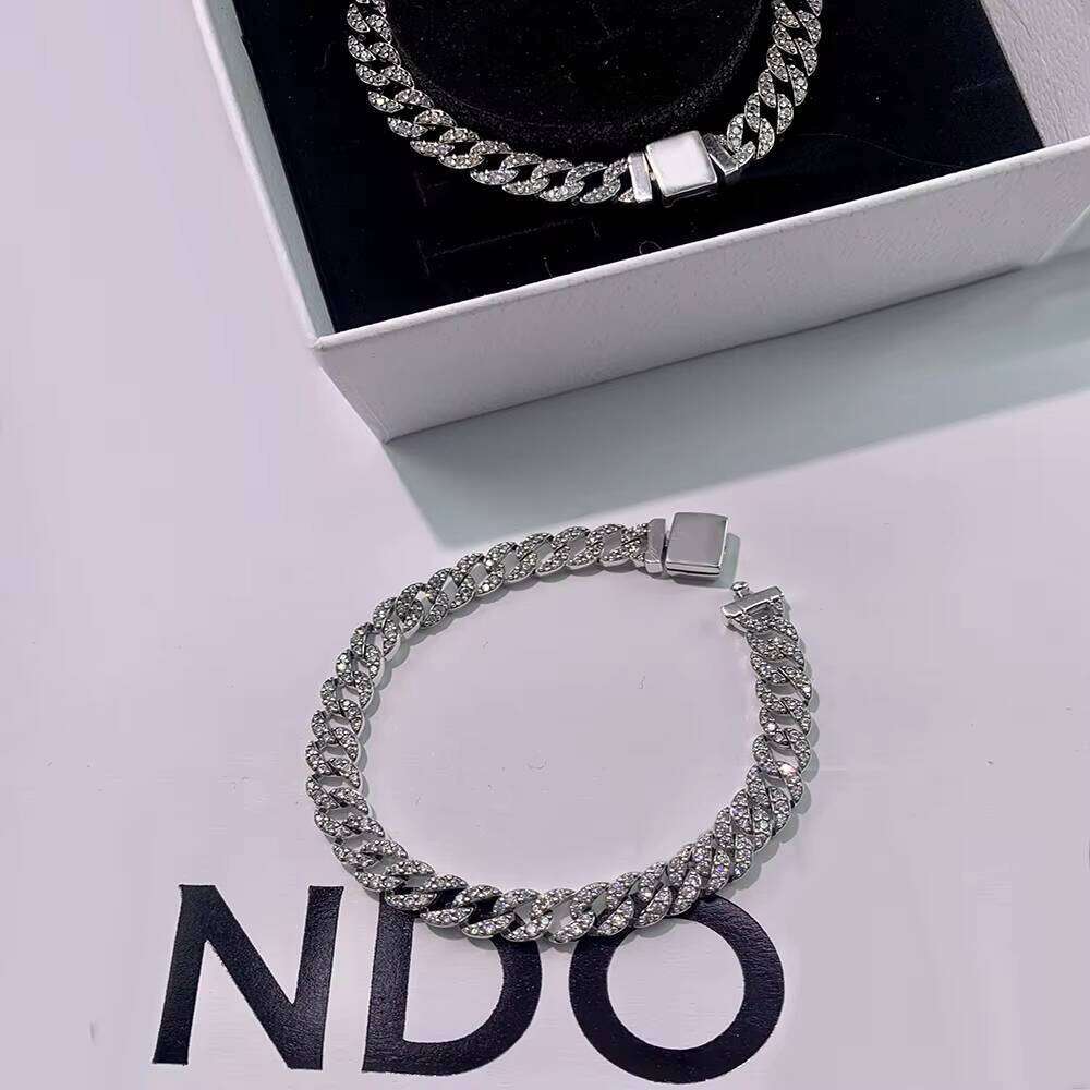 2024 New S Sier Flash Eternal Chain Women Ancient Gold Plated Charm Bracelet Perfect Birthday Gift Jewelry