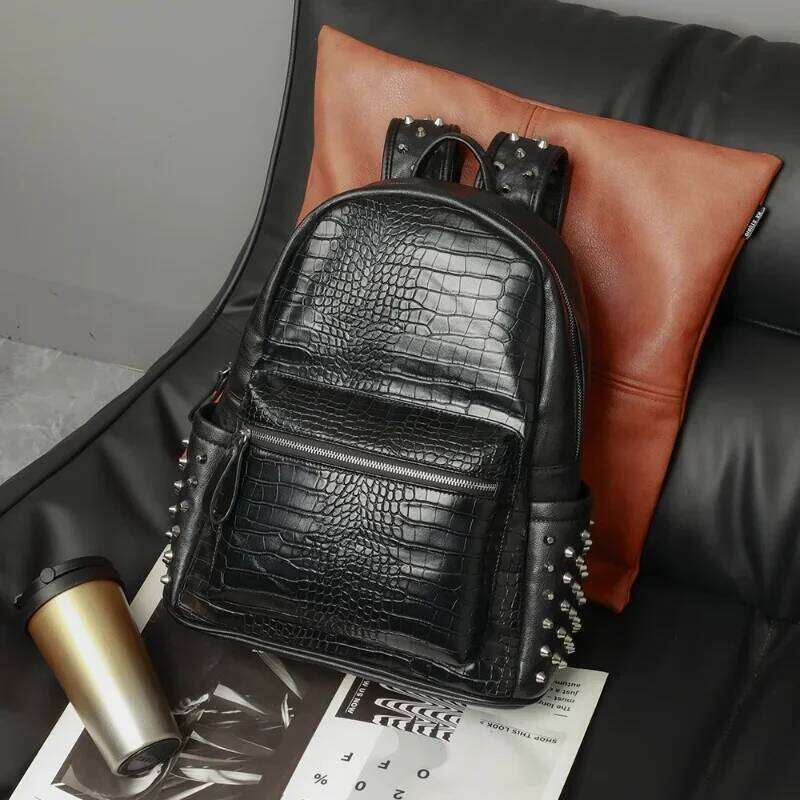 Fashion Rivet Men Women Eming Alligator Leather Men's Laptop Design Couple Backpack School Bag