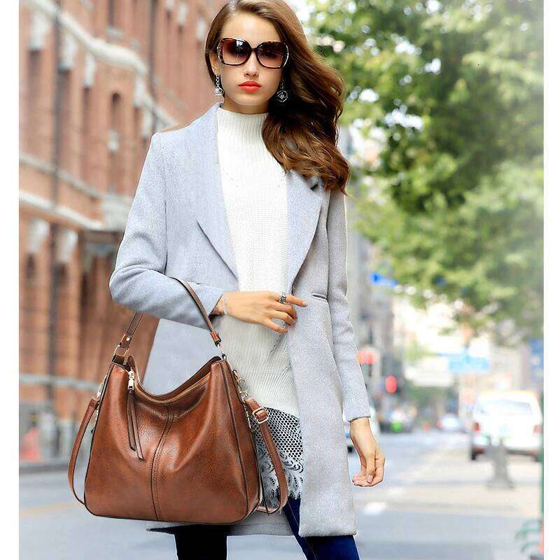 Handbags Designer Soft Leather Bags For Women 2023 Hobos Europe Crossbody Bag Ladies Vintage Famous Brand Sac