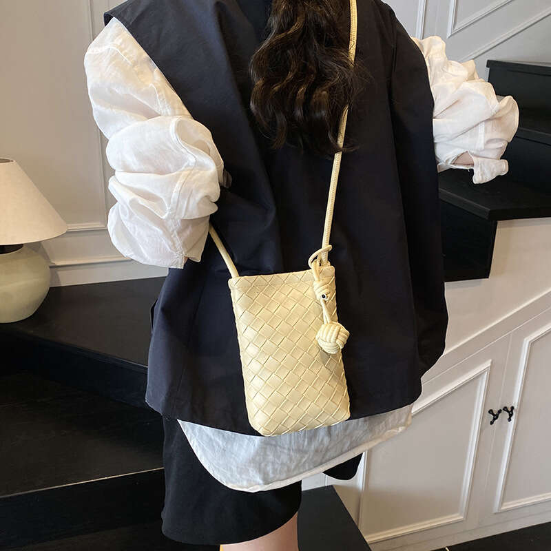 Korean Style Trendy Woven Pattern Phone for Women 2025 Spring Summer Fashion Versatile Mini High-end Shoulder Crossbody Bag