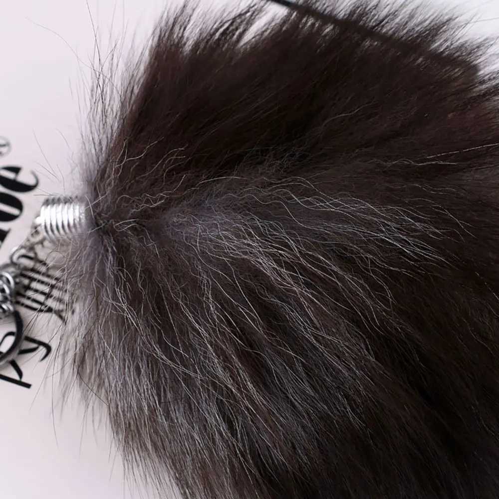 1Pcs Huge Real Fox Tail Keychain Tassel Bag Cosplay Toy Handbag Accessories Hook Pendant Halloween Cosplay XJ250607
