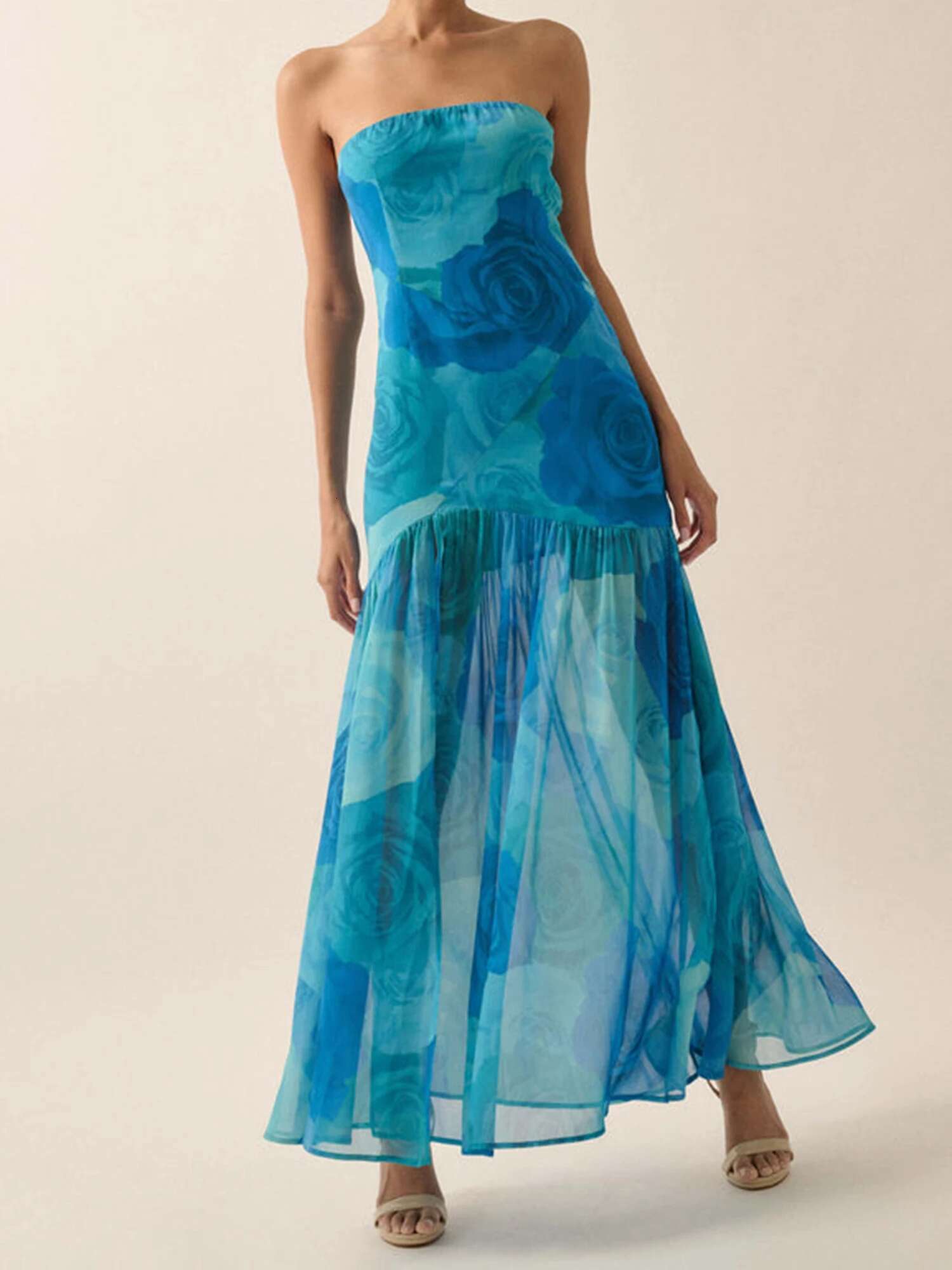 Elegant Black Lace Halter Neck Maxi Dress with Side Slit and Open Back for Evening Party Wedding Prom Clubwear