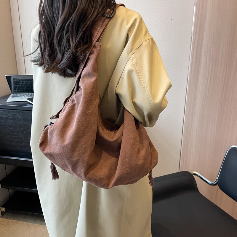 Large Capacity Canvas Shoulder Bag For Women College Student Book Bag Fashion Travel Shopping Crossbody Bag School Messenger Bag 250606