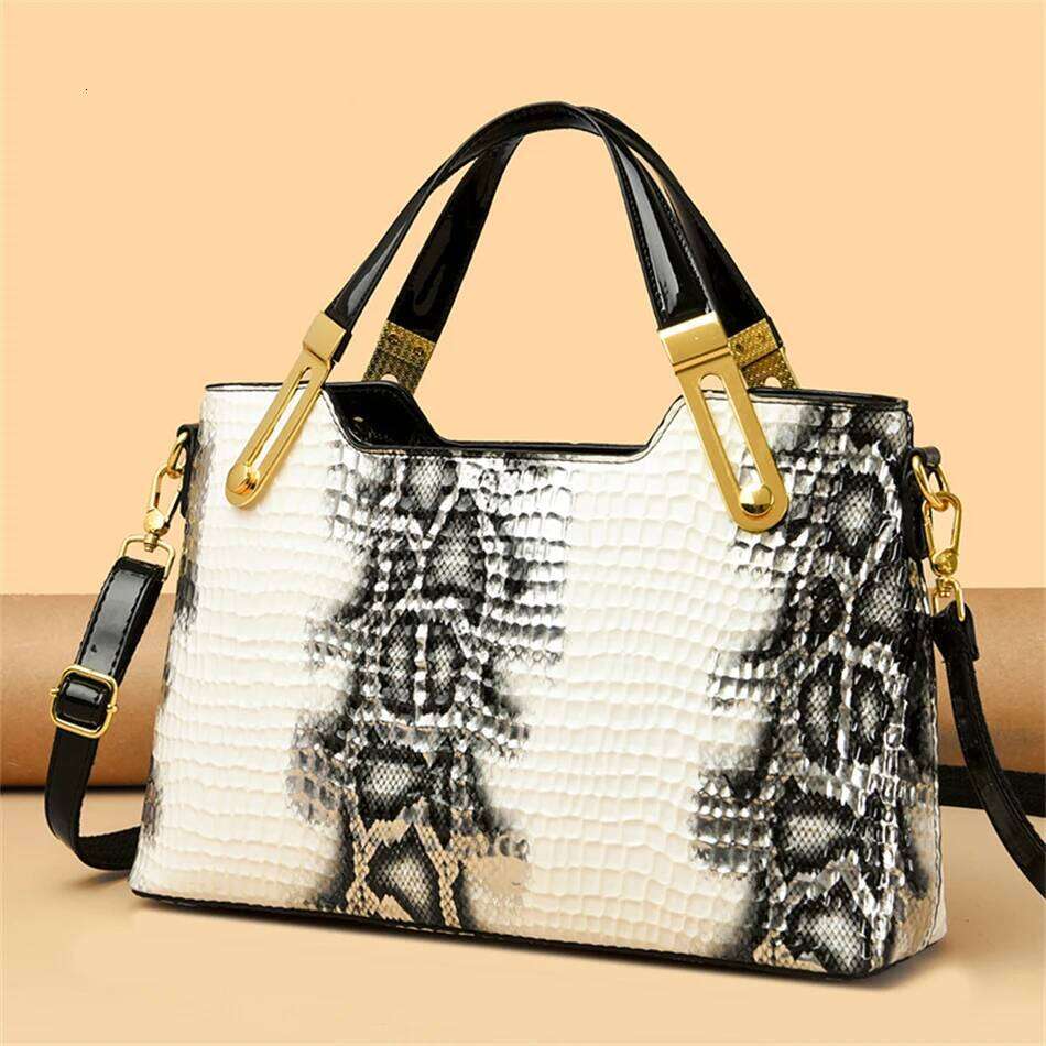 Fashion Trend Noble Women Python Pattern Ladies Handbag And Purse Elegant Wedding Party Casual Tote 2024