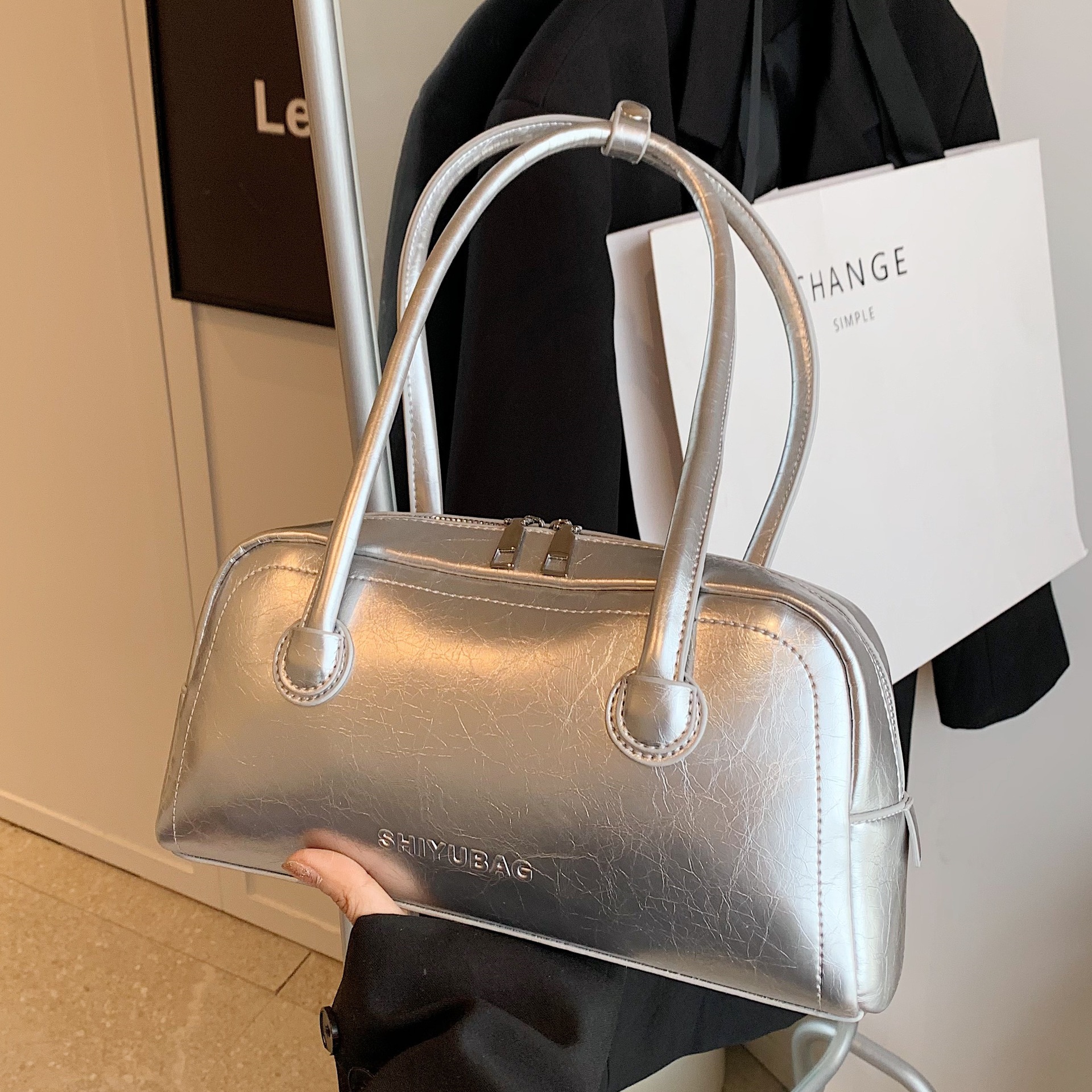 designer Niche Design High-Quality Large Capacity Shoulder Underarm Bag 2025 New Korean Style Fashion Baguette Small Square Bag