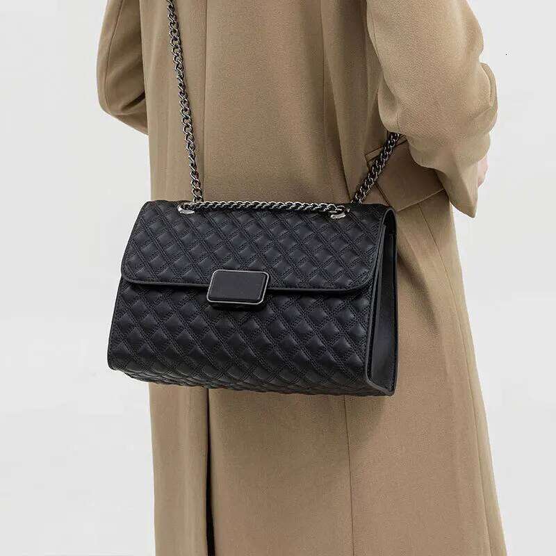 High-Quality Women's Messenger Bag Genuine Leather Crossbody Shoulder Handbag Brand Tote Purse Elegant