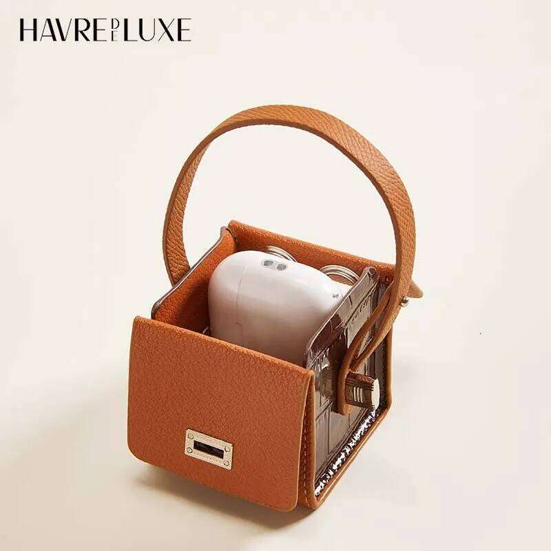 Hot Selling Leather Earphone Charm Neat And Orderly Storage Cute Funny Keychain Pendant Robot Creative Design Mini Bag Accessories Designer Bags