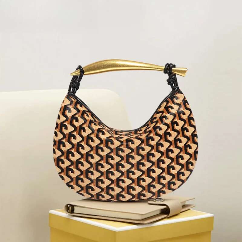 2025 New Women's Bags Genuine Horsehide Shoulder Cows Pattern Detachable Strap Messenger Bag Designer