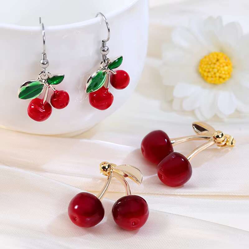Hot Selling Cute Sweet Fashion Jewelry Fruit Dangle Drop Earrings 3D Acrylic Red Cherry Earrings for Women Parties Gifts