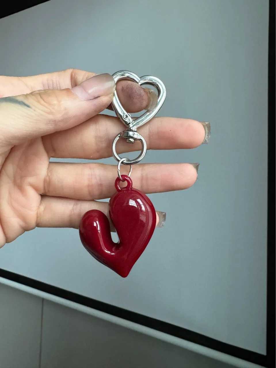 Exquisite Temperament Red Heart Bow Charms Keychain Versatile Phone Pendant Fashion Backpack Hanging Ornament Accessories Gifts XJ250607