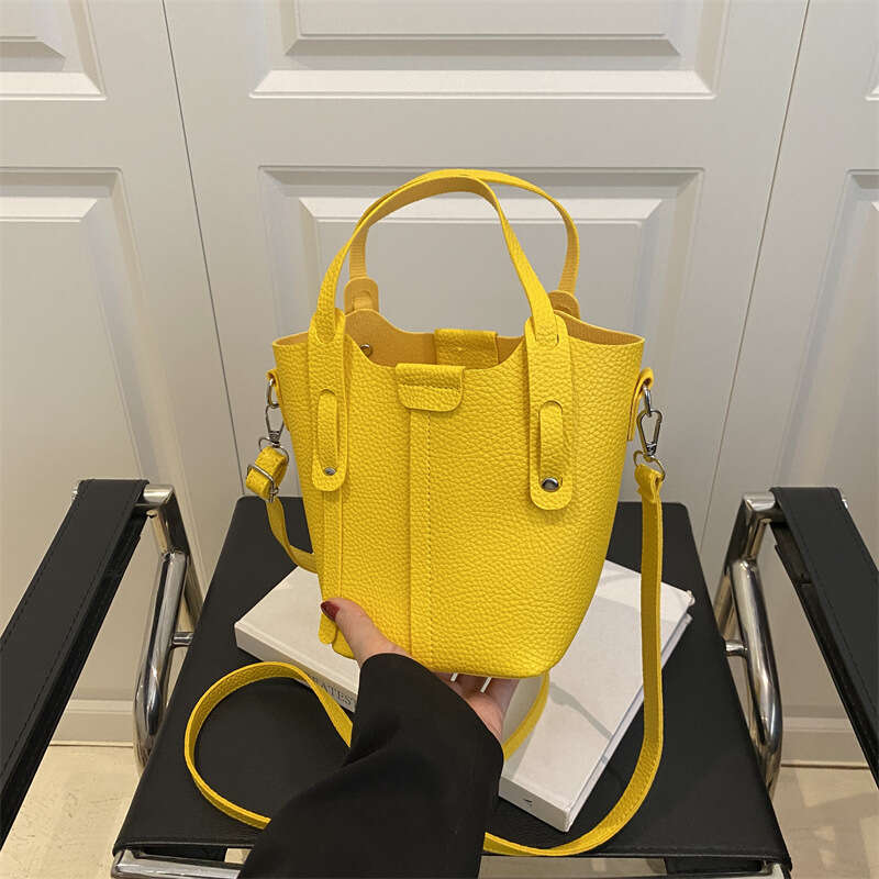 Versatile Women's 2025 New Single Shoulder Crossbody Fashion Small Square Internet Celebrity Korean Style Basket Bucket Bag