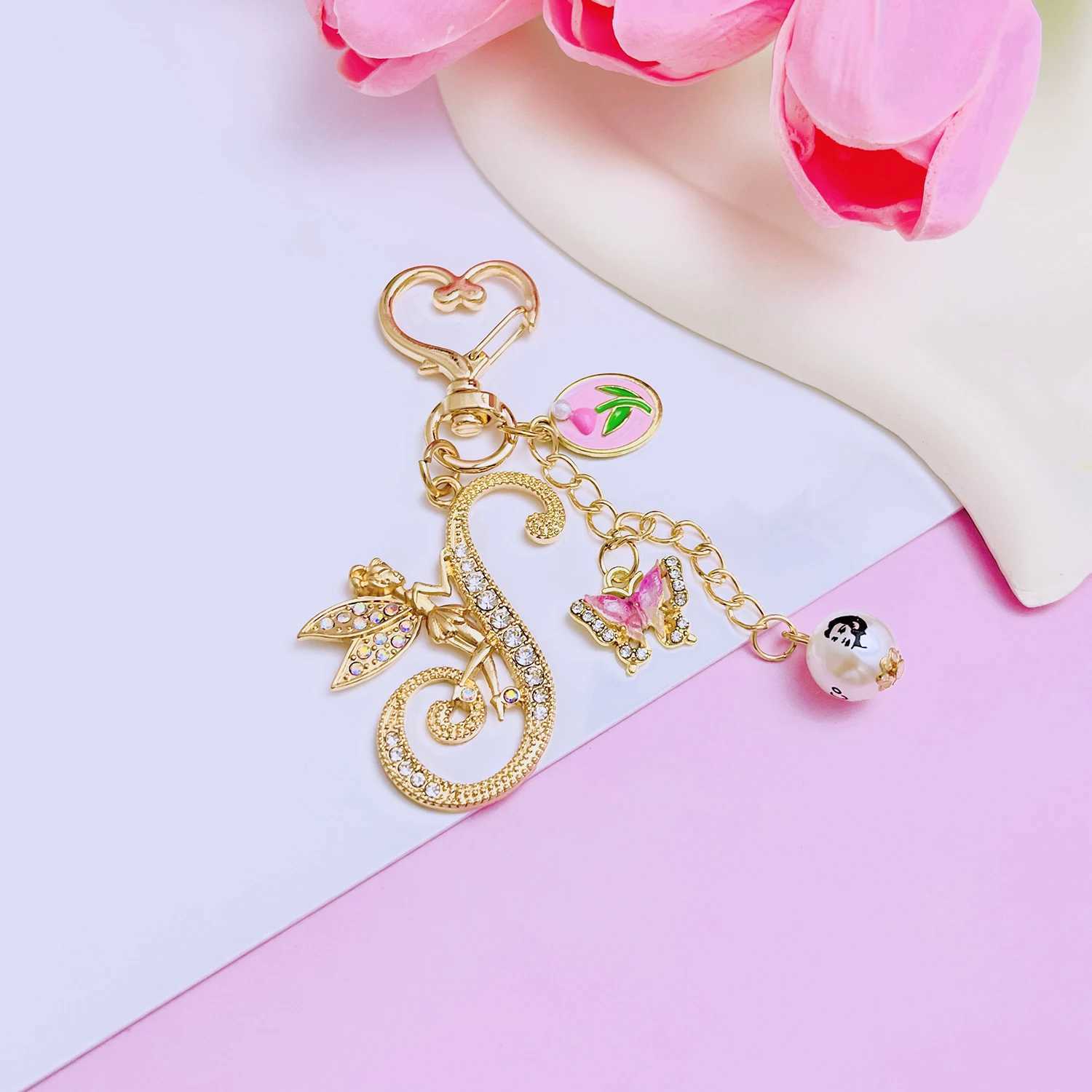 Boutique Angel A-Z 26 Initial Letters Tulip Butterfly Keyring Crystal Keychain Bag Pendant Mothers Day Gift Women Girl Jewelry XJ250607